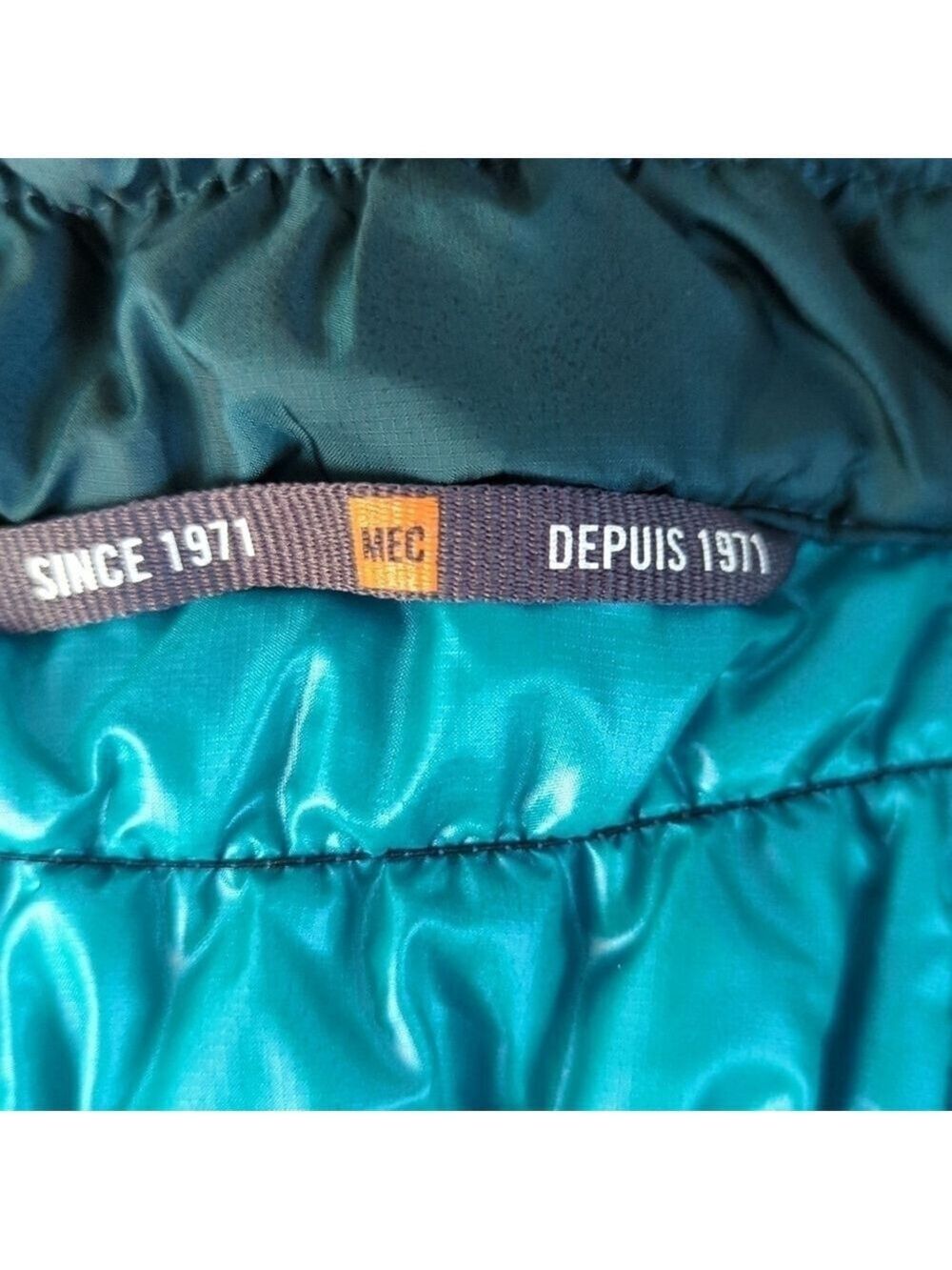 MEC Uplink Ruched Vest - Picture 10 of 11